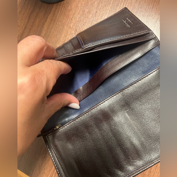 EUC Salvatore Ferragamo Bifold Leather Wallet - Picture 7 of 9